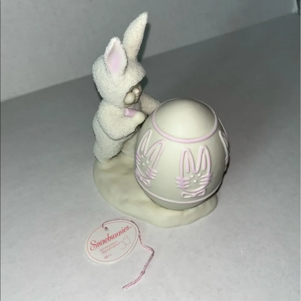 Dept 56 Springtime Stories of the‎ Snowbunnies “I’ll Color the Easter Egg”1996